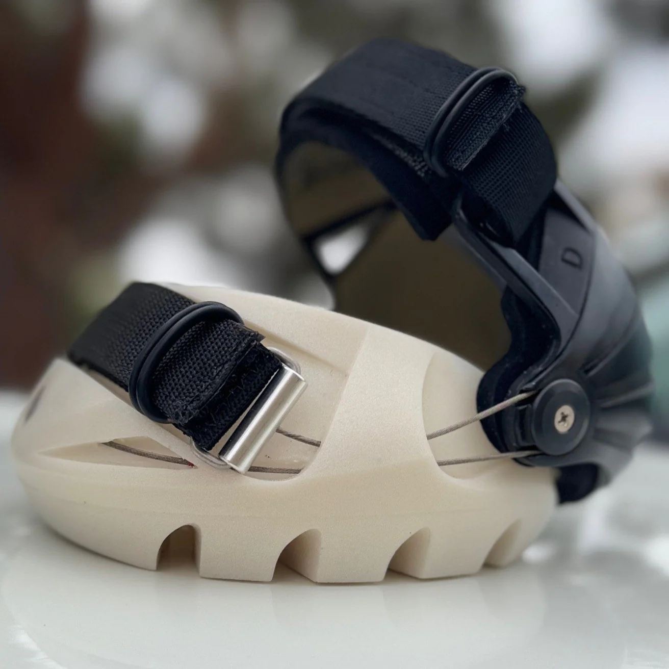 Renegade® Viper Vivid™ Hoof Boot - Pearl White - Image 9