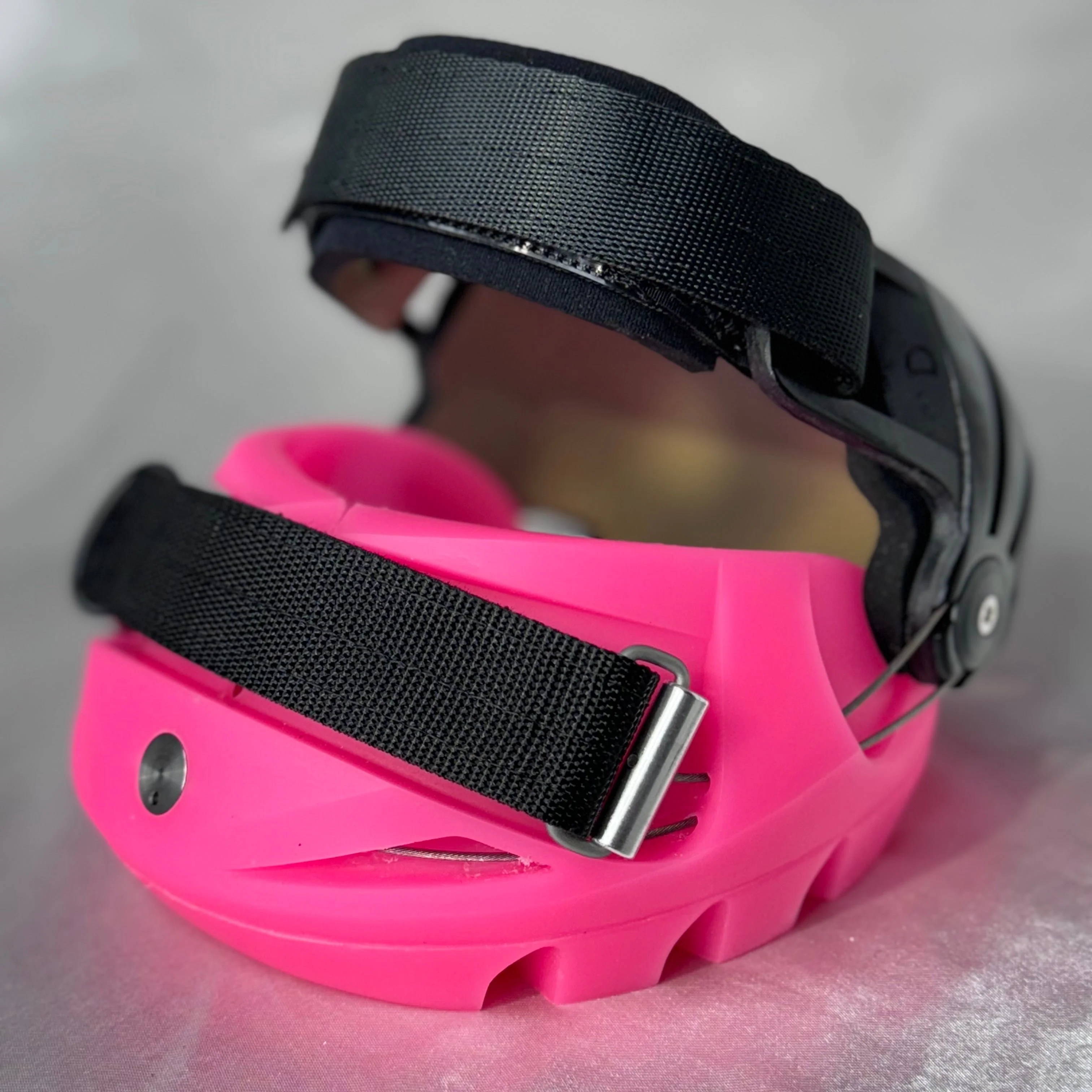 Renegade® Viper Glow™ Hoof Boot - Cupid’s Dream Pink - Image 5